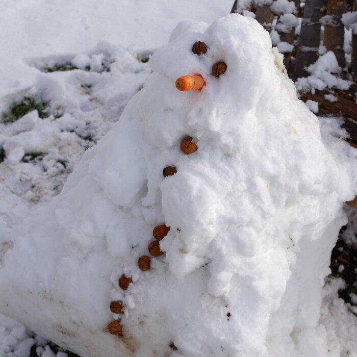 Ein selbst gebauter Schneemann