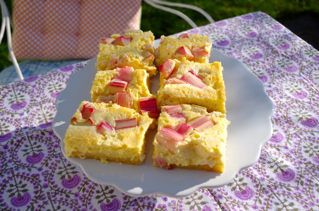 Käse-Rhabarber Kuchen vom Blech | Das stinknormale Leben